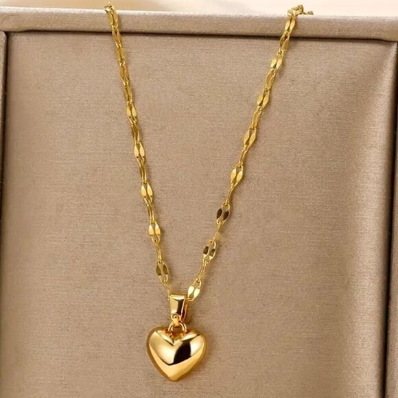 18K Golden Plated Puffy Heart Pendant Necklace - Picture 1 of 5